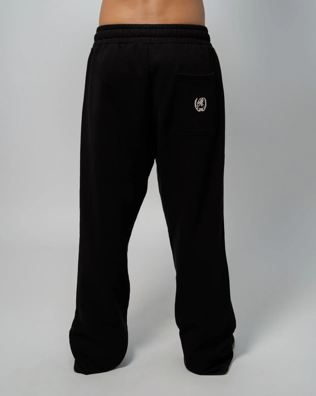 STILL HUNGRY BLACK JOGGER