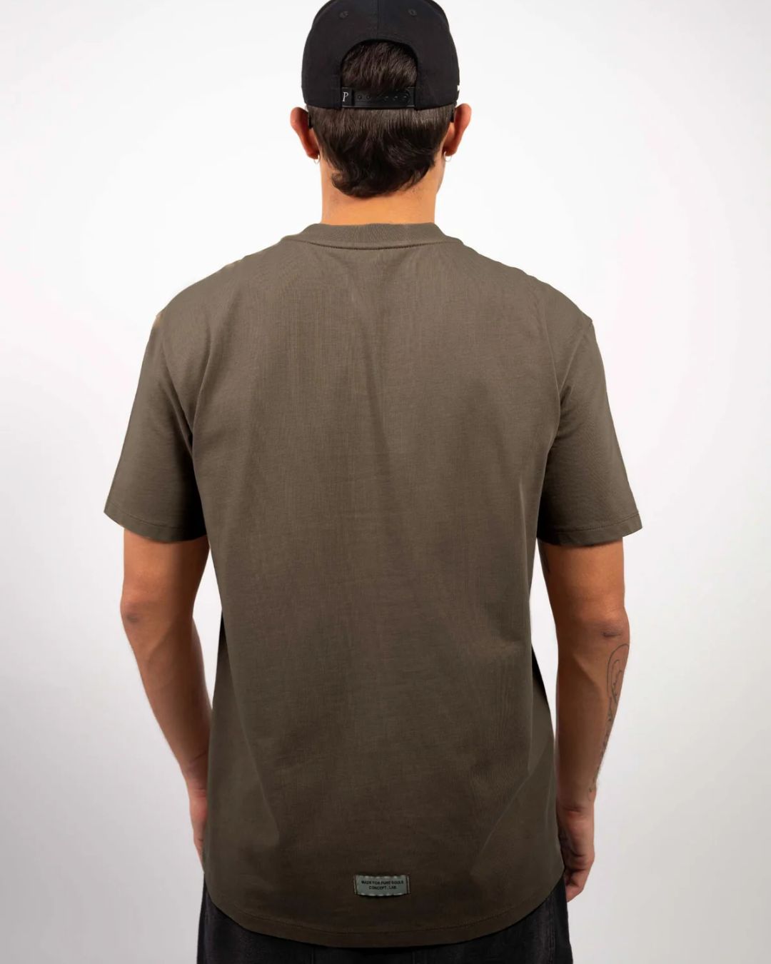 CLASSIC SAND T-SHIRT
