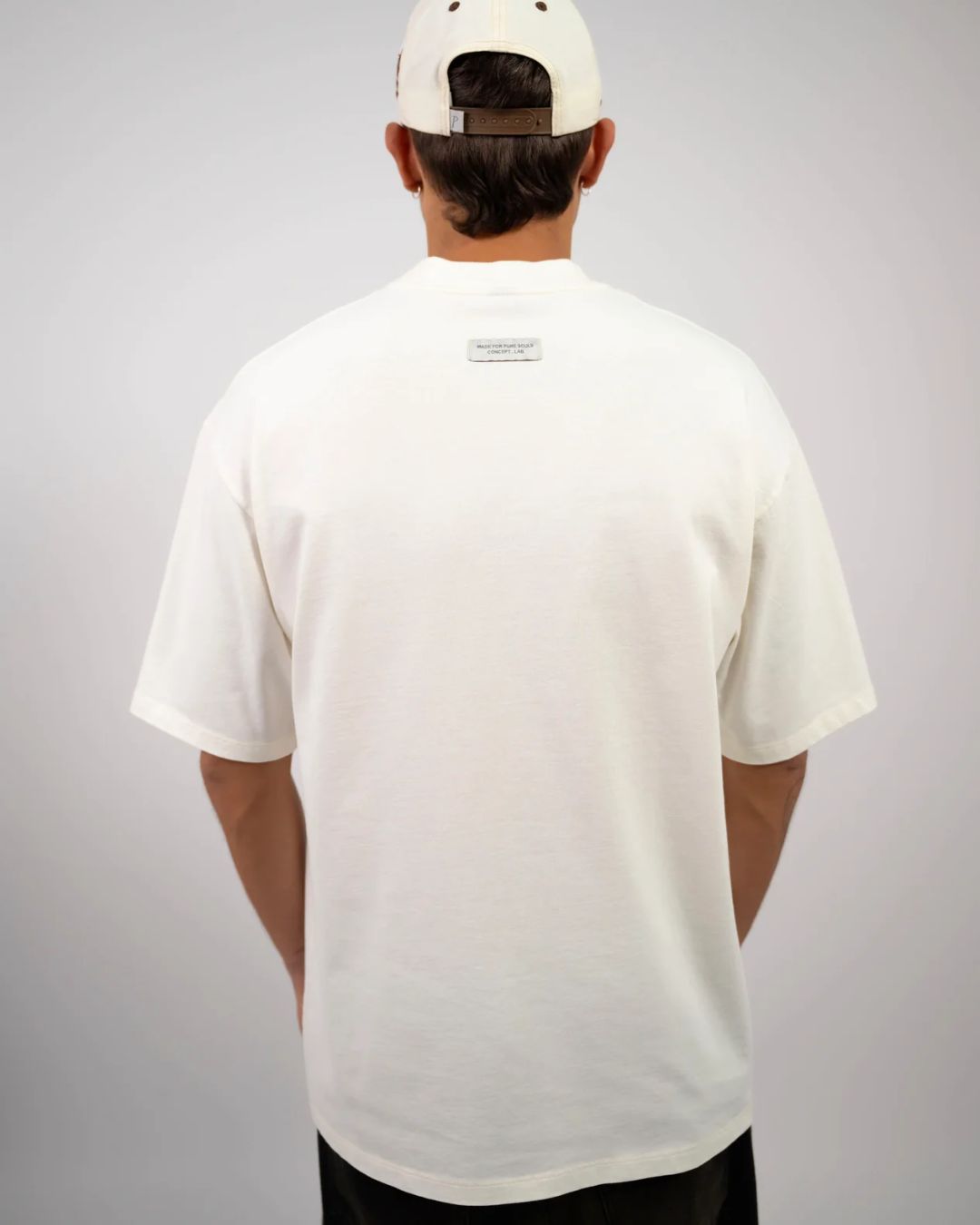 CLASSIC WHITE T-SHIRT