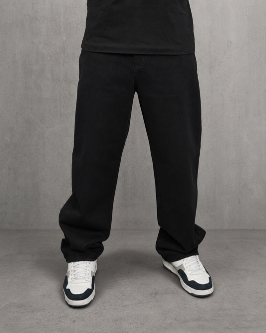 CLASSIC BLACK JEAN