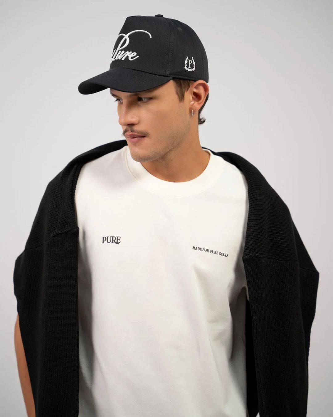 WHITE REGULAR T-SHIRT