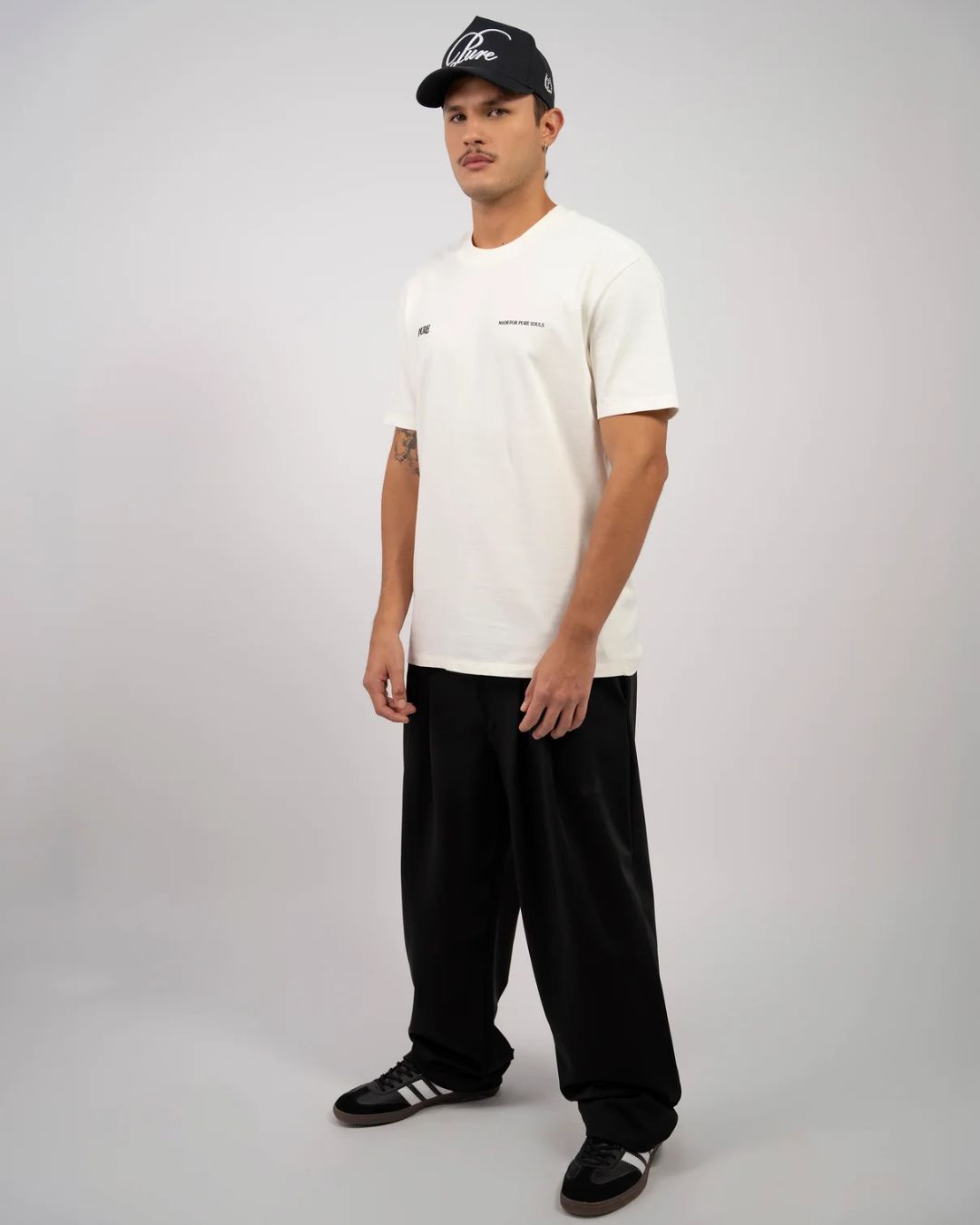 WHITE REGULAR T-SHIRT