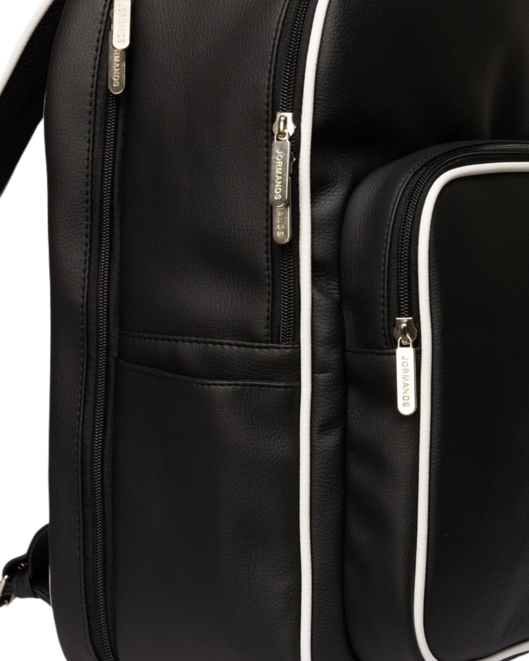 T21 BLACK BACKPACK