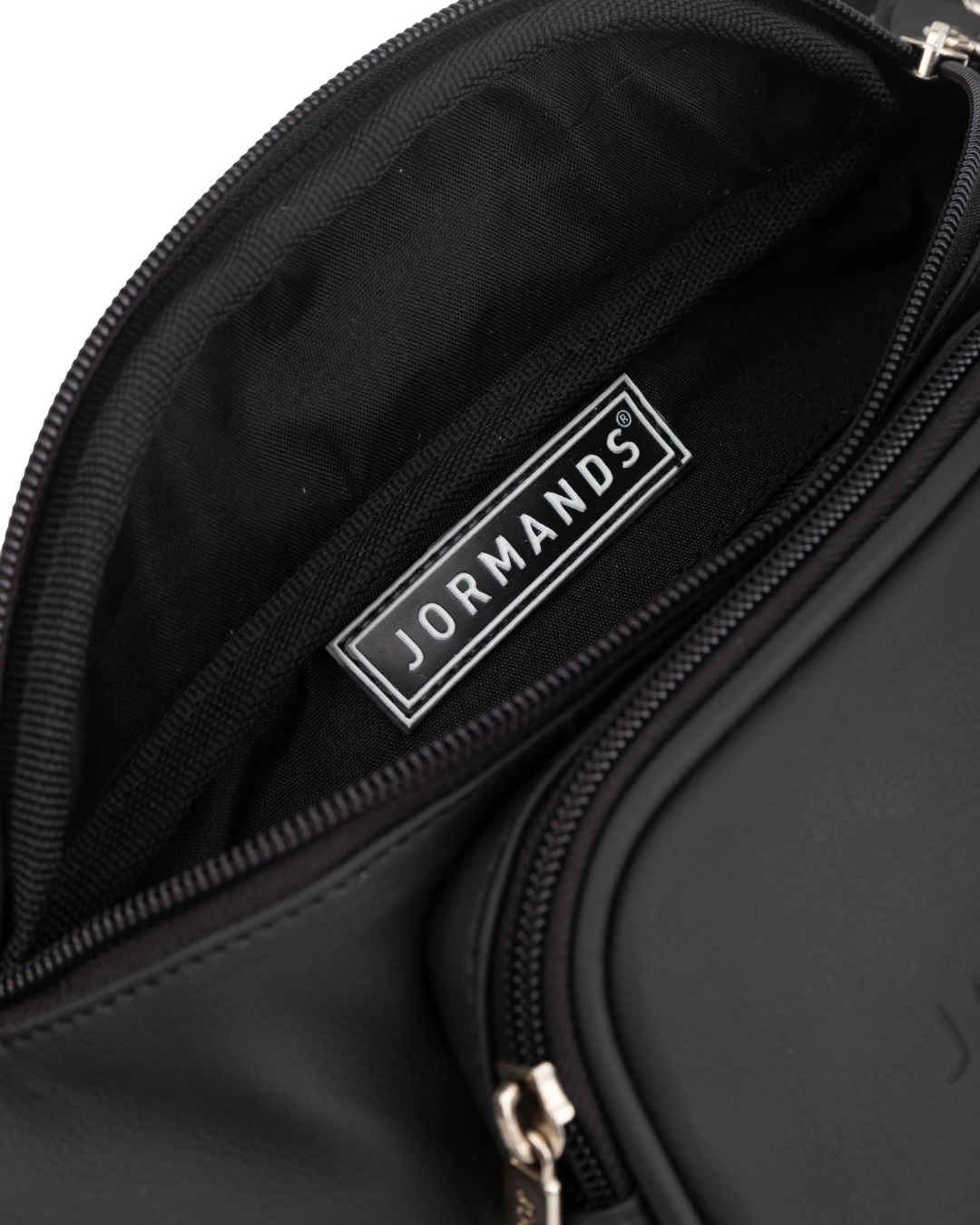 BLACK FANNY PACK