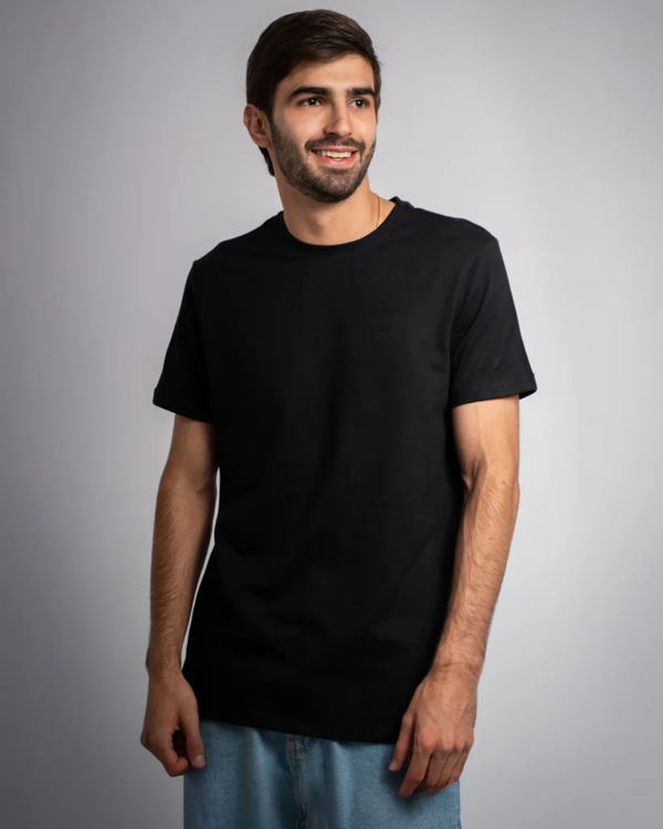 CAMISETA CLASICA NEGRO