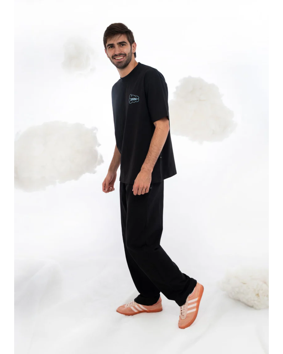 CLOUDS BLACK T-SHIRT - CIAMPINO